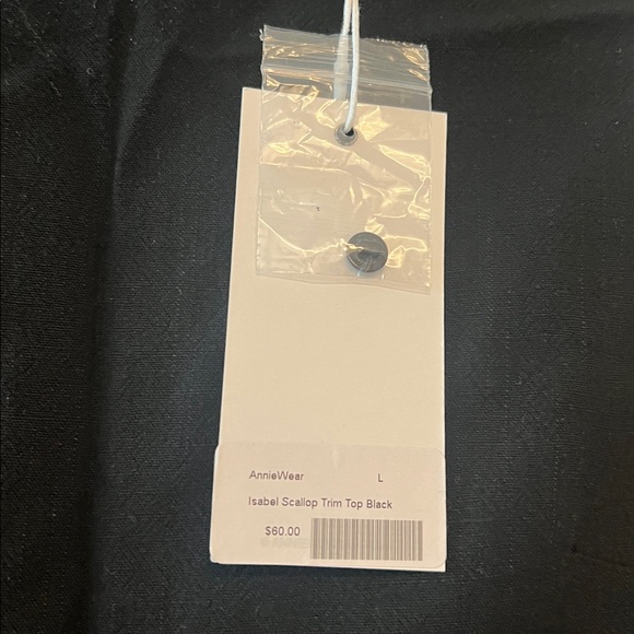 NWT ANNIEWEAR Sleeveless Top & Shorts with beige scalloped hem - Picture 4 of 9